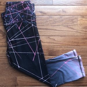 Champion Splatter Paint Capri Workout Leggings